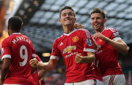 球员正在迅 球员正在迅